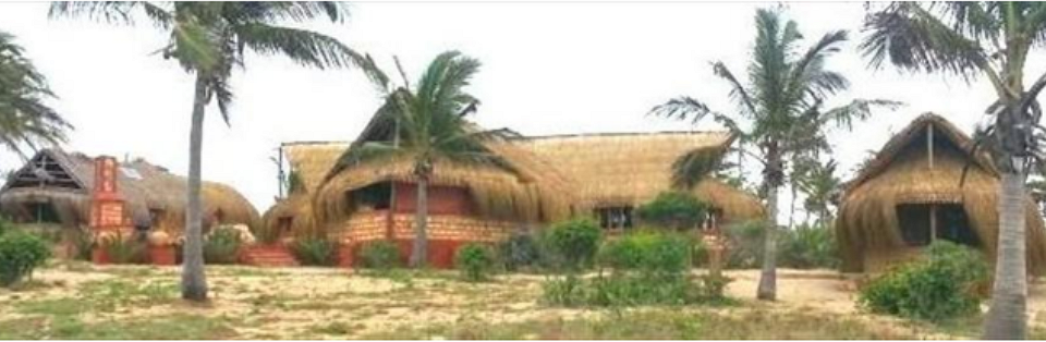 Casa De Cocos Lodge and Cabanas in Coconut Bay